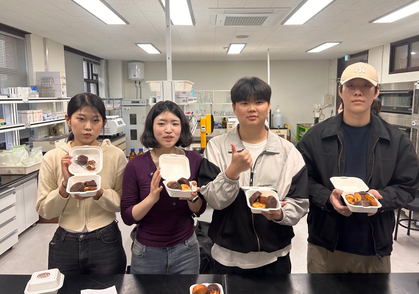 해양바이오식품학과 제과제빵 동아리(해바당) 활동 사진 대표이미지